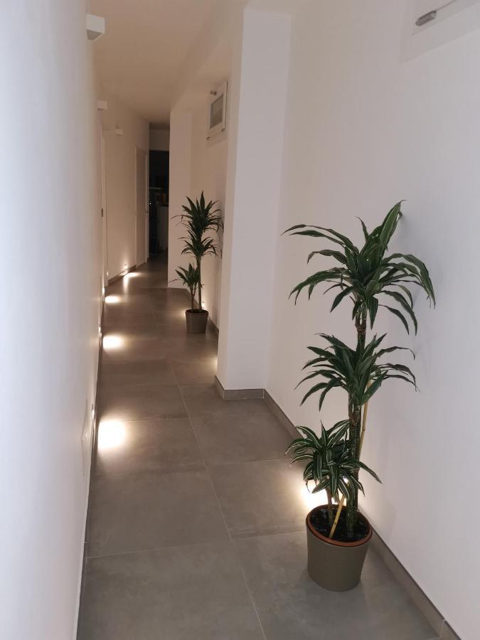 Suitesgaribaldi Cagliari Luaran gambar